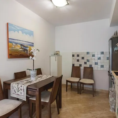 公寓 Three-bedroom In Duboka *