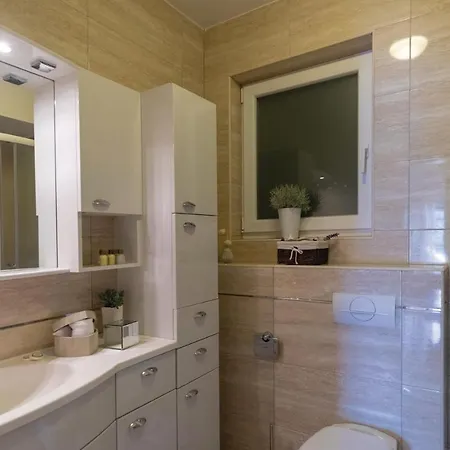 Apartman Three-bedroom In Duboka